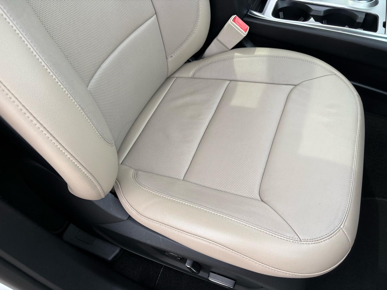 Ford Explorer Limited RWD 2020