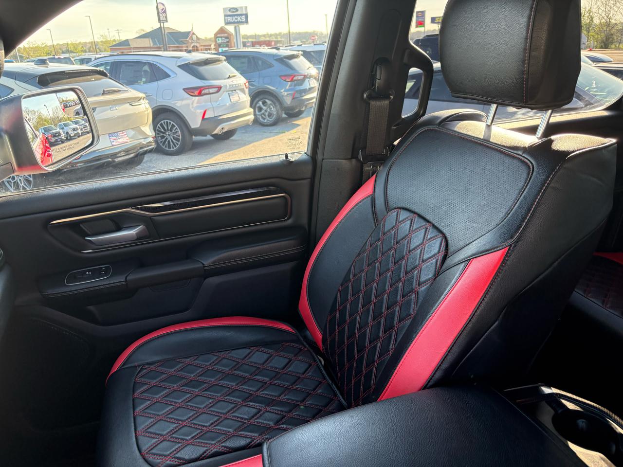 RAM 1500 4WD Crew Cab 140.5" Rebel 2022