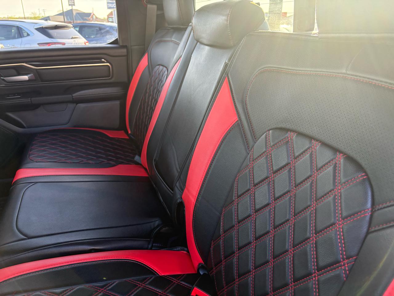 RAM 1500 4WD Crew Cab 140.5" Rebel 2022