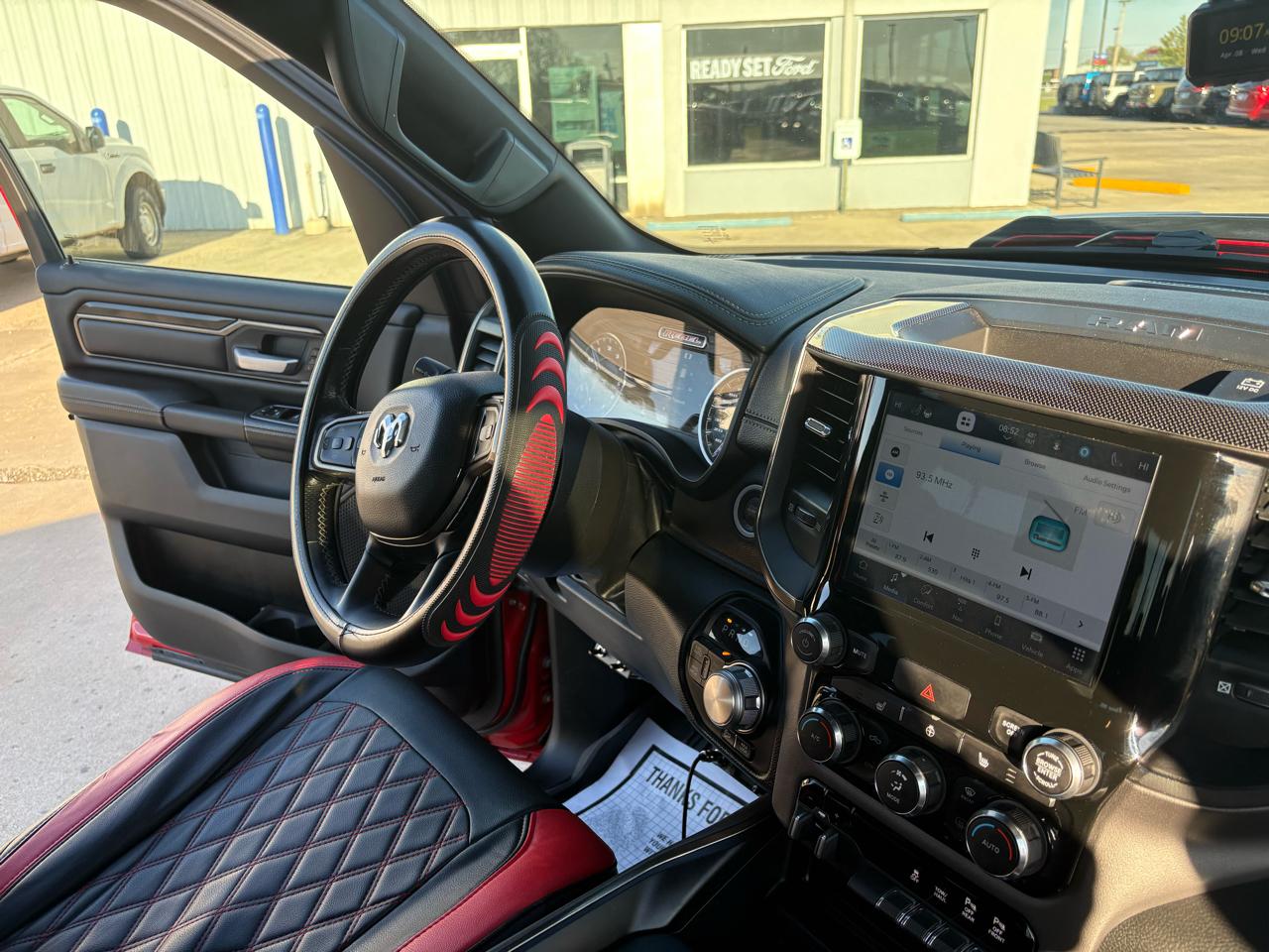 RAM 1500 4WD Crew Cab 140.5" Rebel 2022