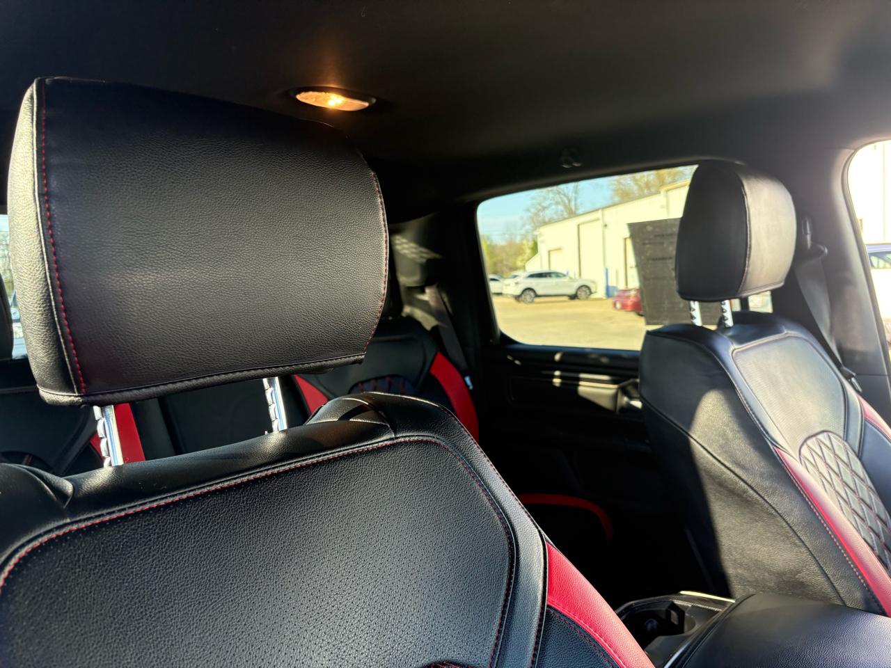 RAM 1500 4WD Crew Cab 140.5" Rebel 2022