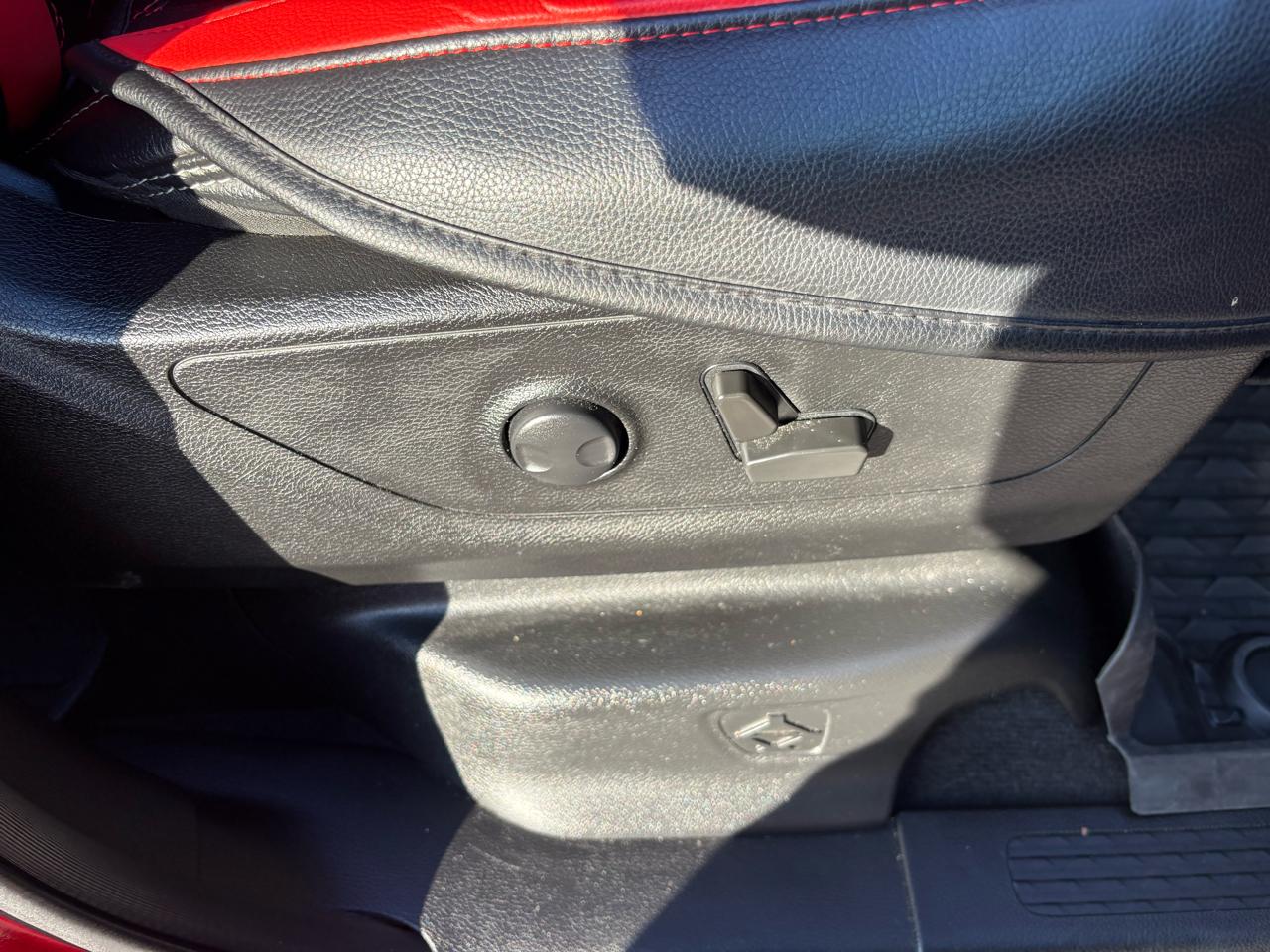 RAM 1500 4WD Crew Cab 140.5" Rebel 2022