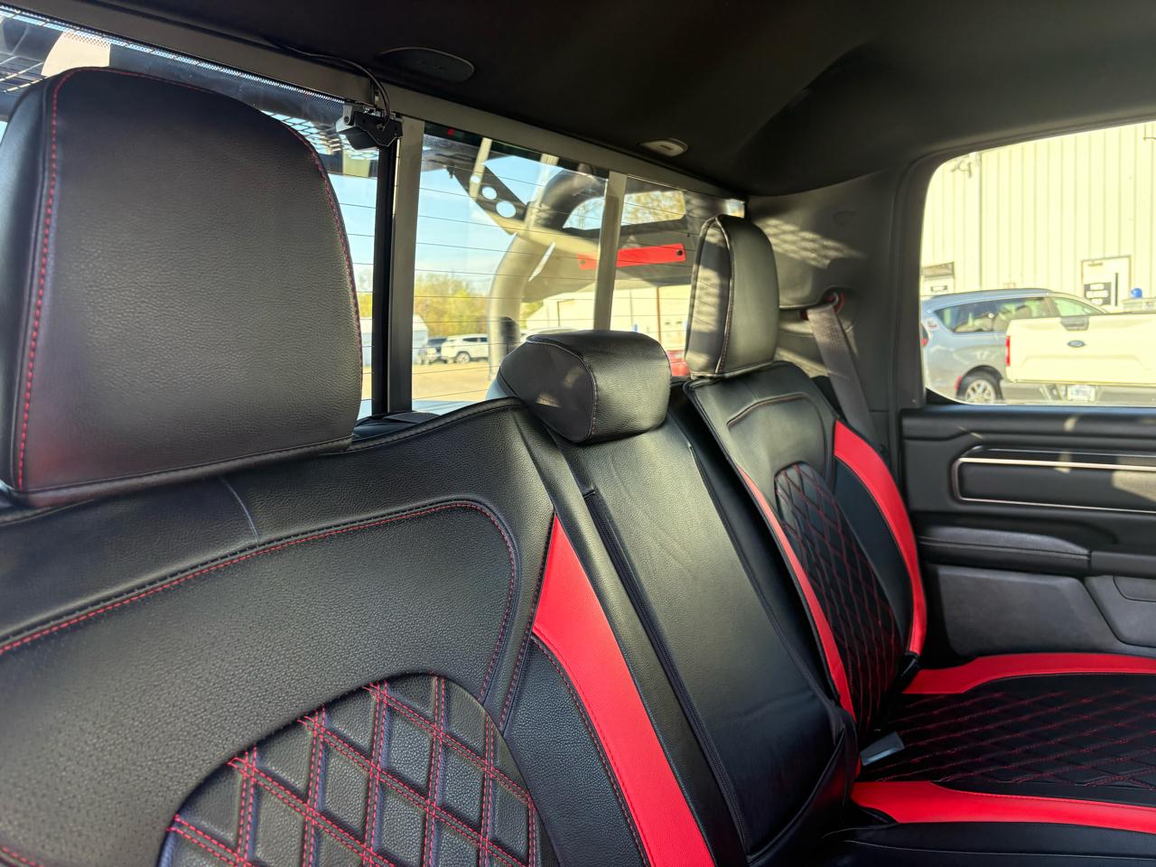 RAM 1500 4WD Crew Cab 140.5" Rebel 2022