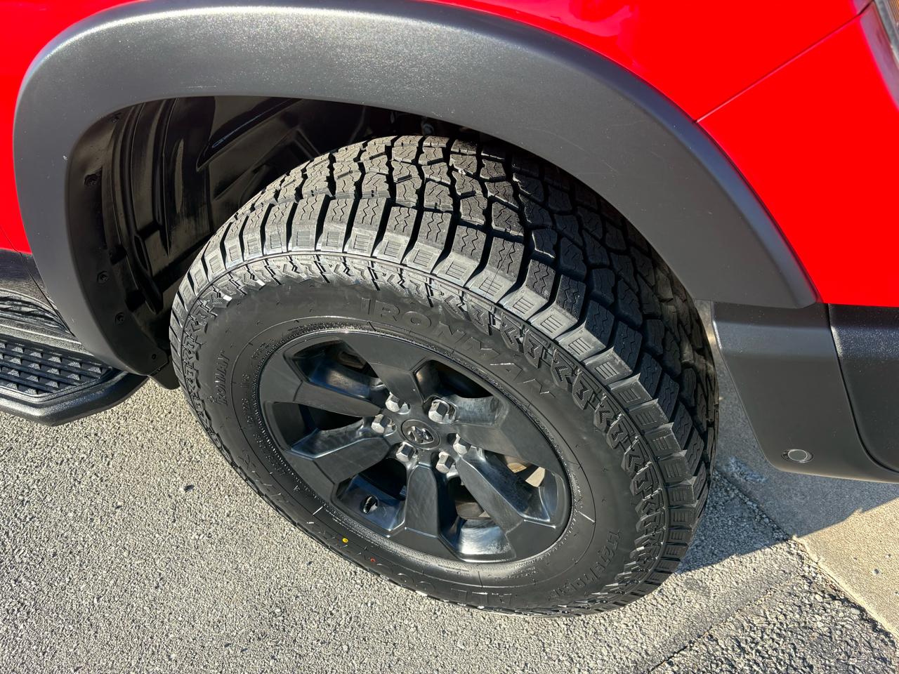 RAM 1500 4WD Crew Cab 140.5" Rebel 2022