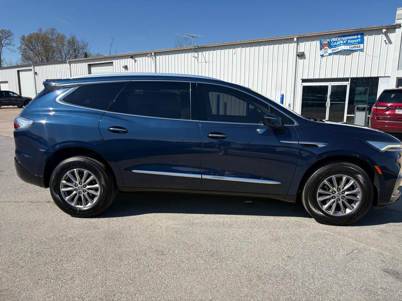 Buick Enclave AWD 4dr Essence 2023