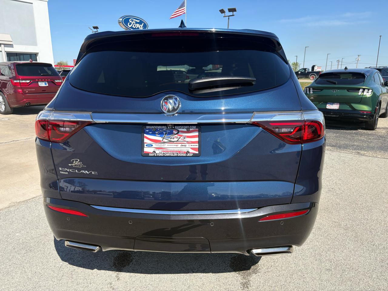 Buick Enclave AWD 4dr Essence 2023
