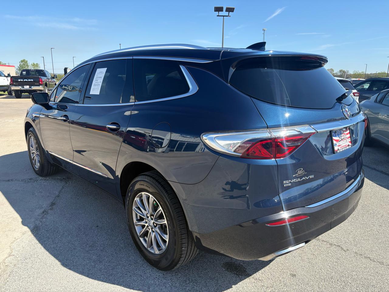 Buick Enclave AWD 4dr Essence 2023