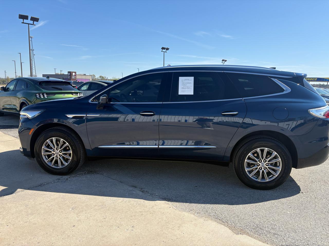 Buick Enclave AWD 4dr Essence 2023
