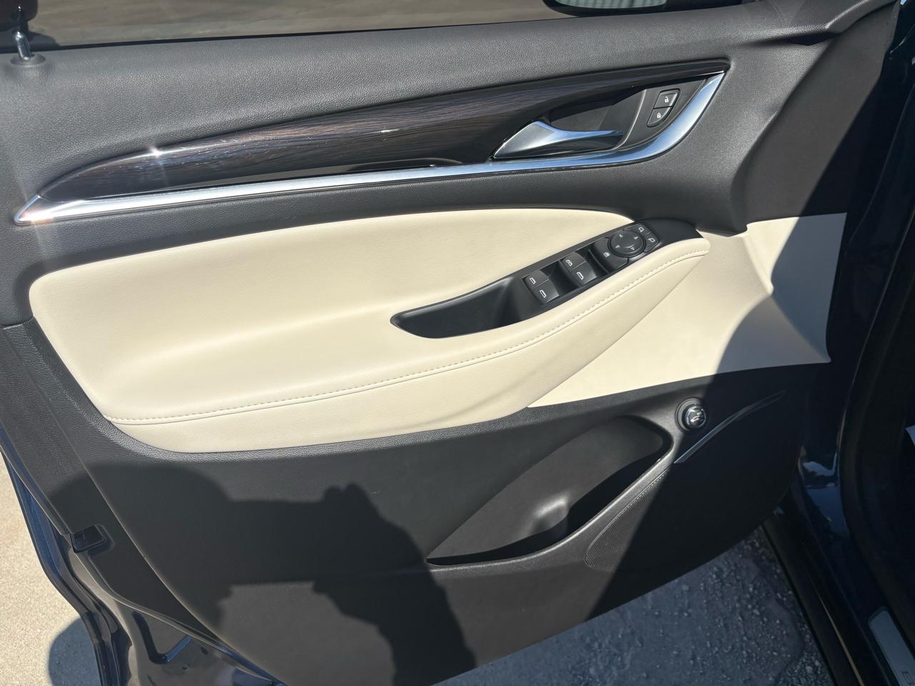 Buick Enclave AWD 4dr Essence 2023