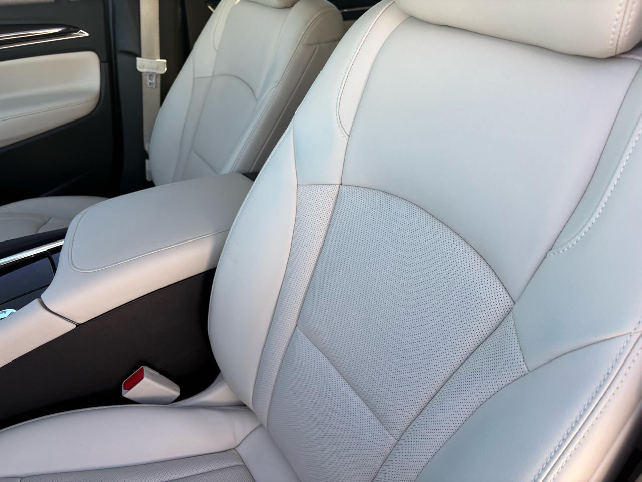 Buick Enclave AWD 4dr Essence 2023