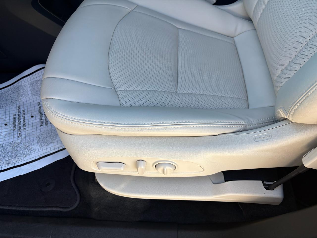 Buick Enclave AWD 4dr Essence 2023