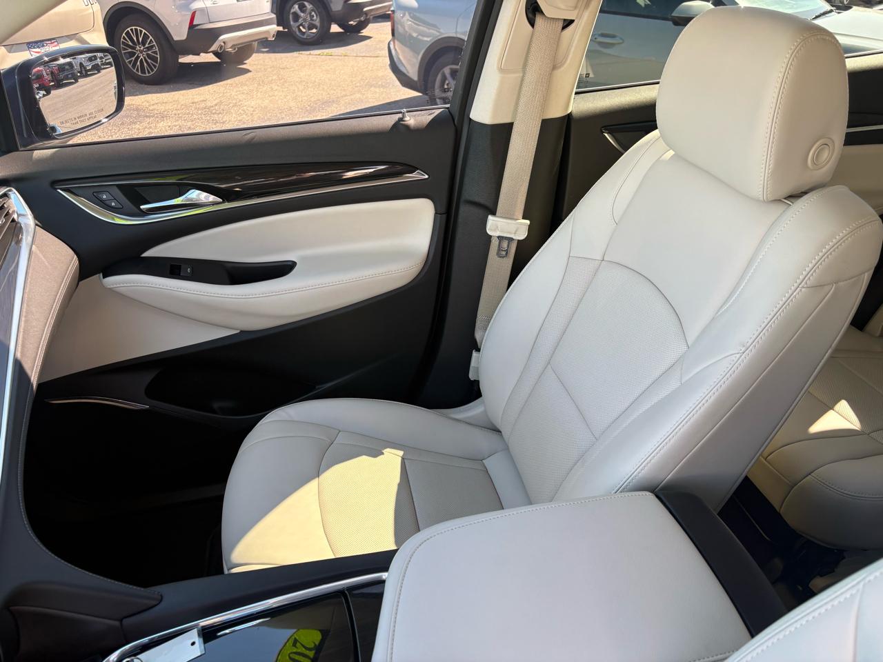 Buick Enclave AWD 4dr Essence 2023