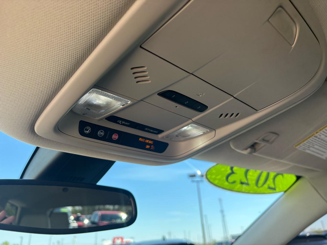 Buick Enclave AWD 4dr Essence 2023