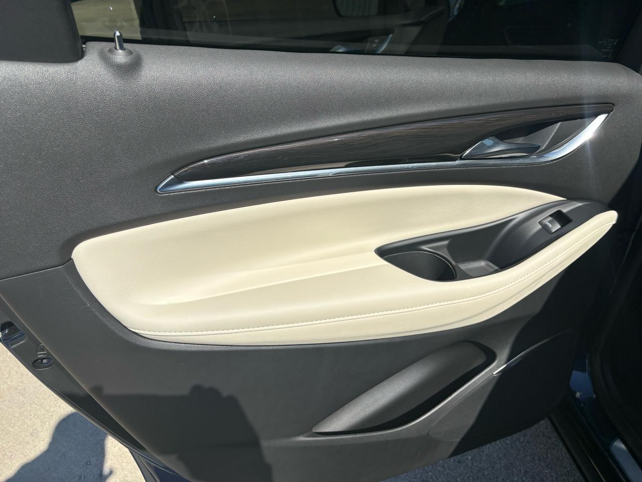 Buick Enclave AWD 4dr Essence 2023