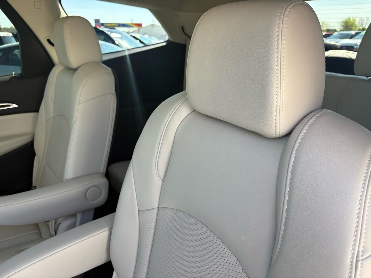 Buick Enclave AWD 4dr Essence 2023