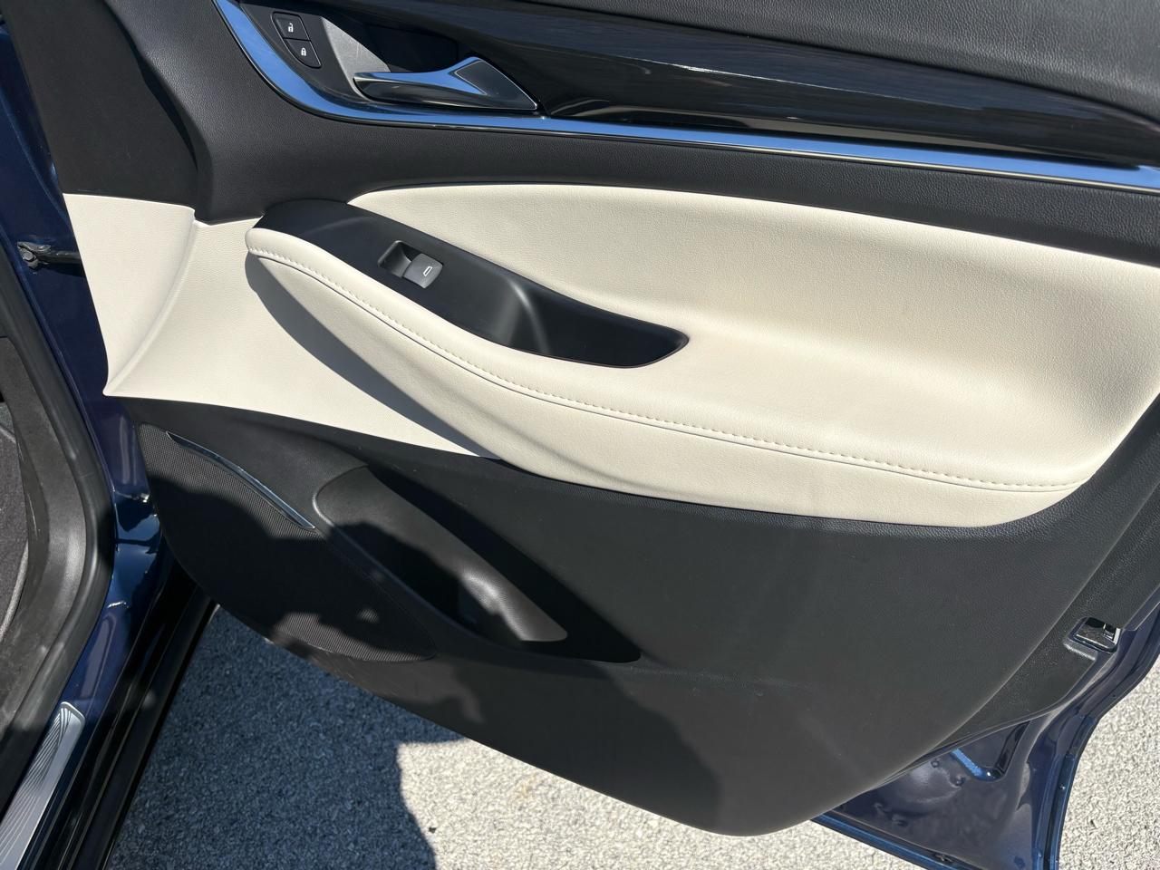 Buick Enclave AWD 4dr Essence 2023