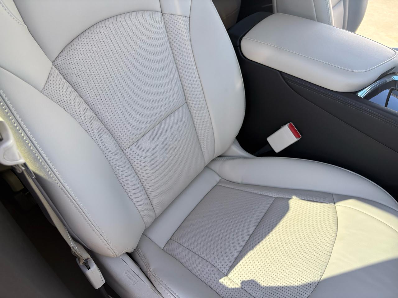 Buick Enclave AWD 4dr Essence 2023