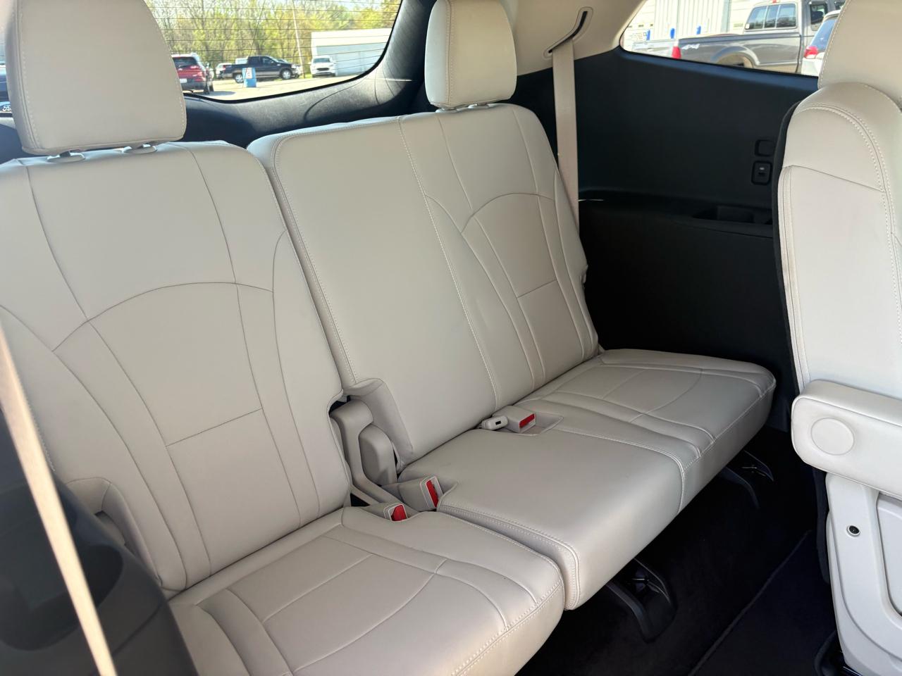 Buick Enclave AWD 4dr Essence 2023