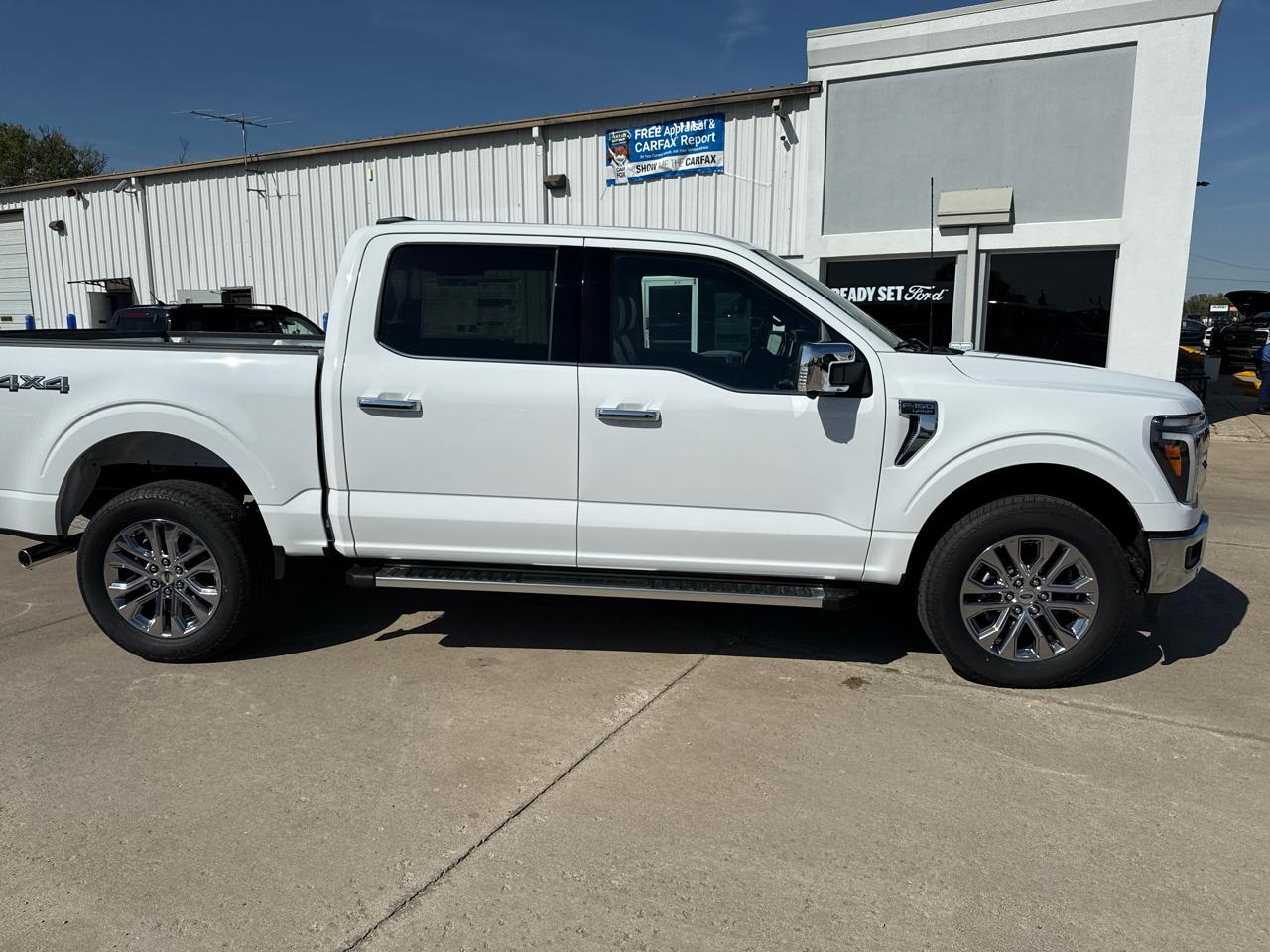 Ford F-150 Lariat 4WD SuperCrew 5.5' Box 2026