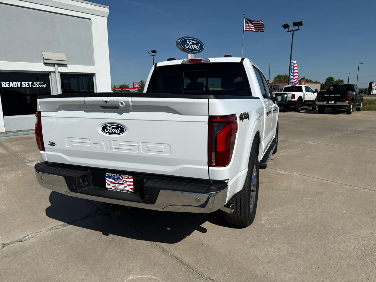 Ford F-150 Lariat 4WD SuperCrew 5.5' Box 2026