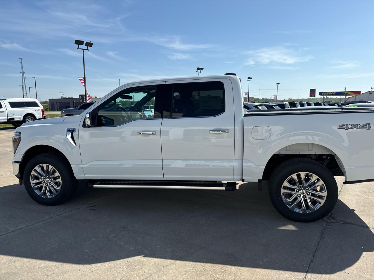 Ford F-150 Lariat 4WD SuperCrew 5.5' Box 2026