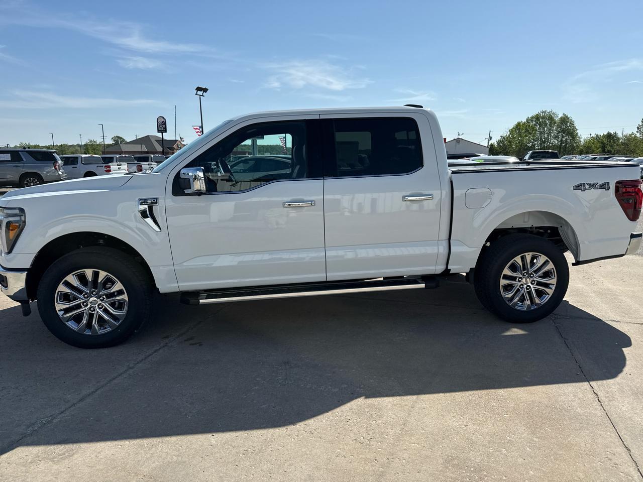 Ford F-150 Lariat 4WD SuperCrew 5.5' Box 2026