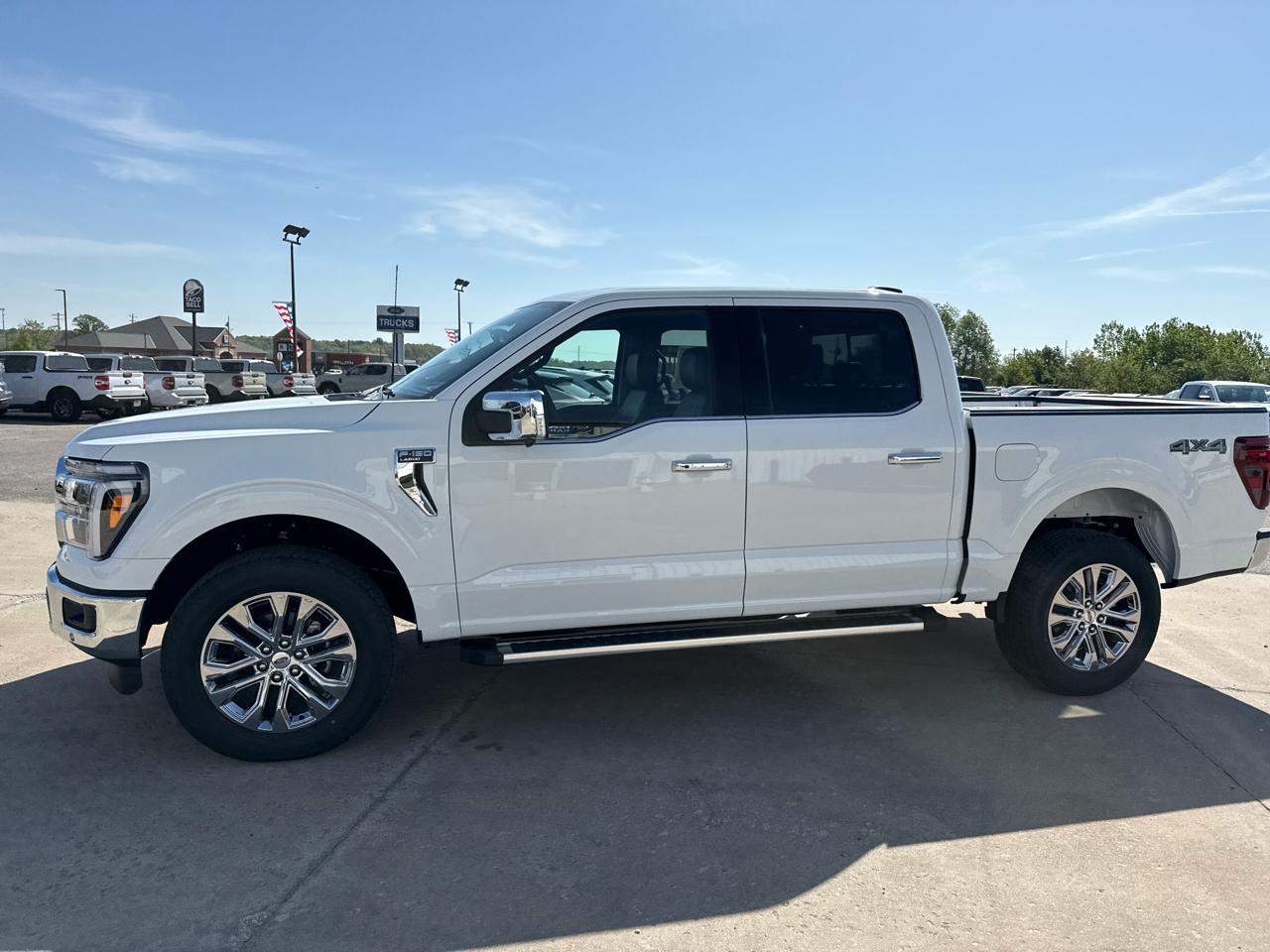 Ford F-150 Lariat 4WD SuperCrew 5.5' Box 2026