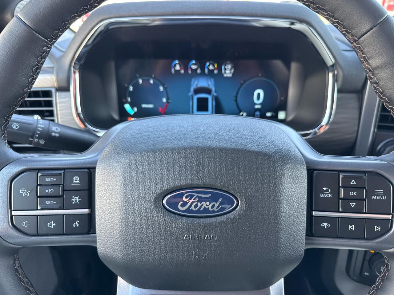 Ford F-150 Lariat 4WD SuperCrew 5.5' Box 2026