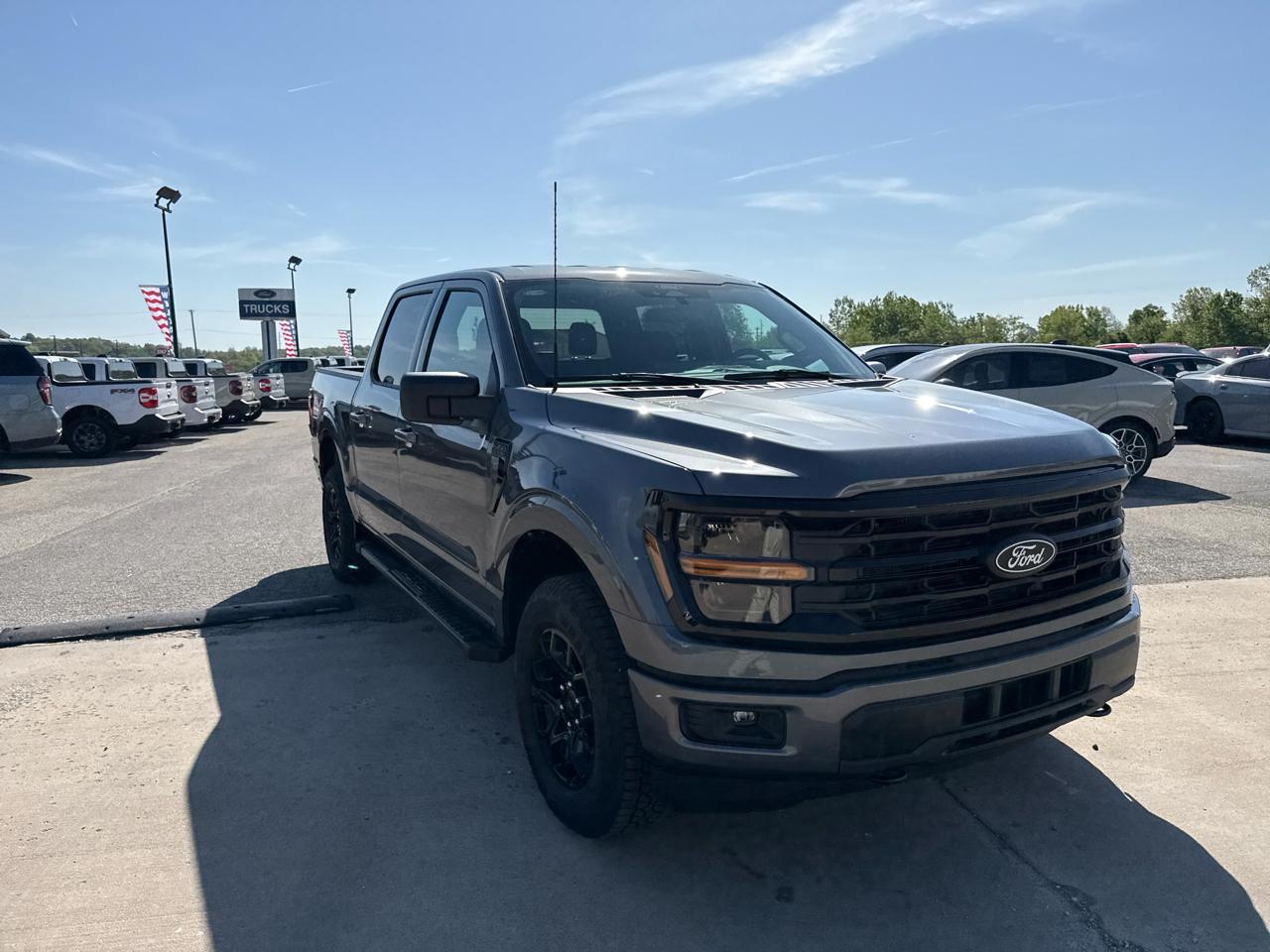 Ford F-150 XLT 4WD SuperCrew 5.5' Box 2026