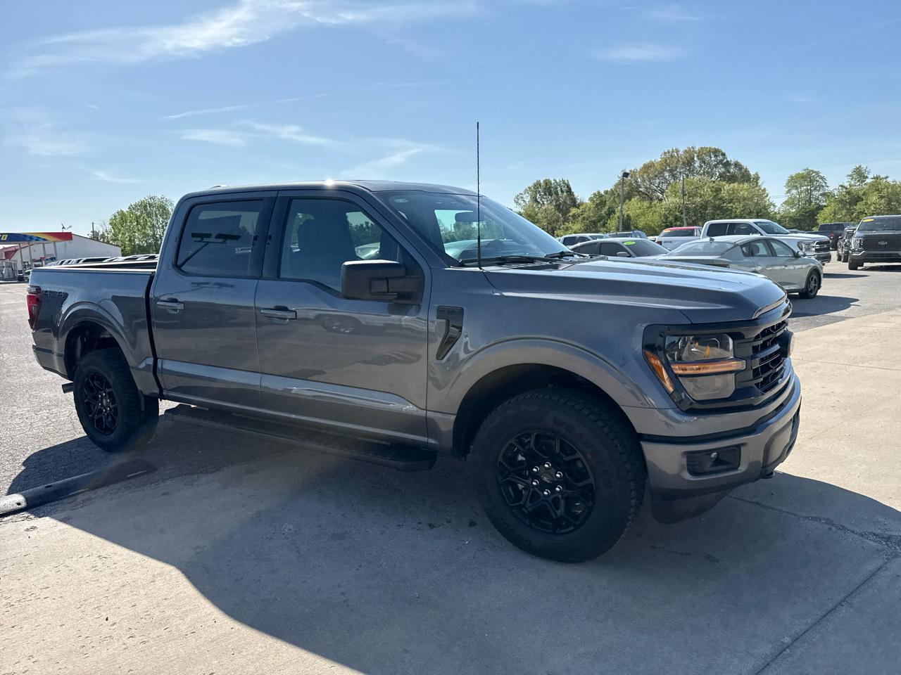 Ford F-150 XLT 4WD SuperCrew 5.5' Box 2026