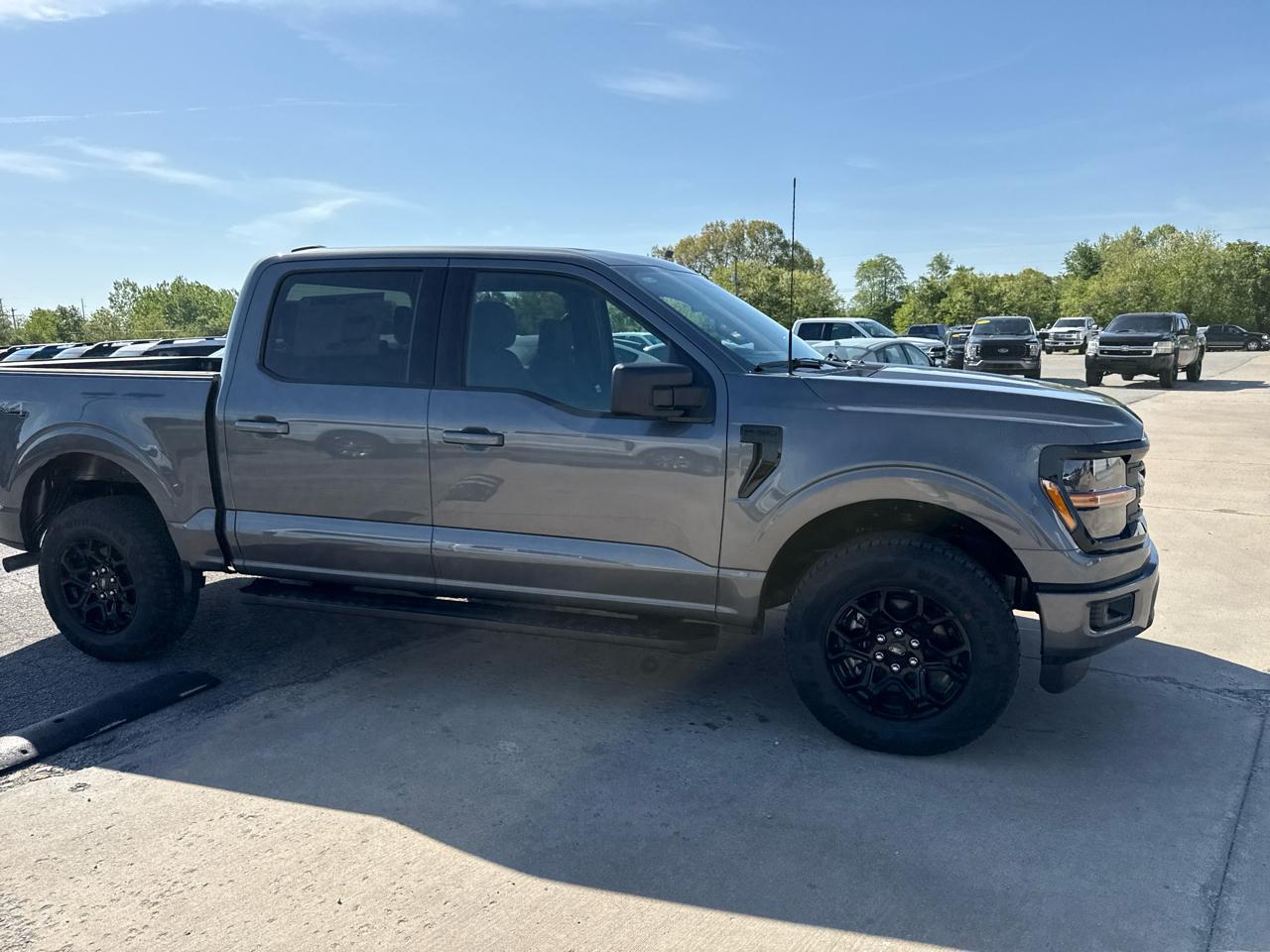 Ford F-150 XLT 4WD SuperCrew 5.5' Box 2026