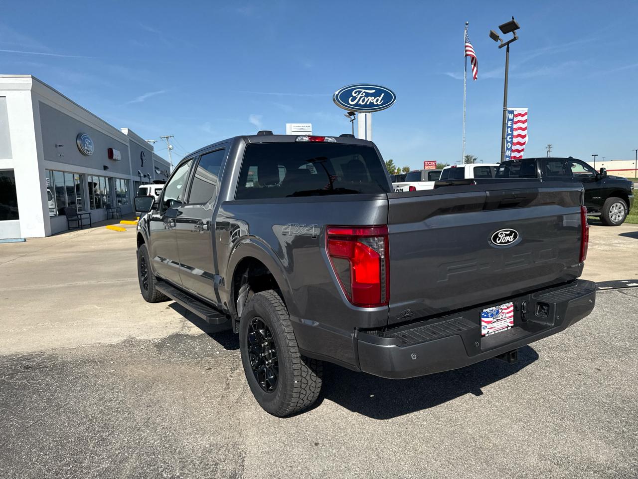 Ford F-150 XLT 4WD SuperCrew 5.5' Box 2026