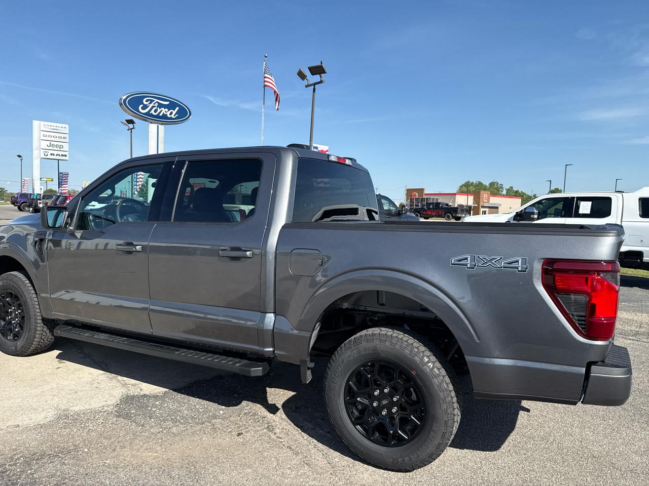 Ford F-150 XLT 4WD SuperCrew 5.5' Box 2026