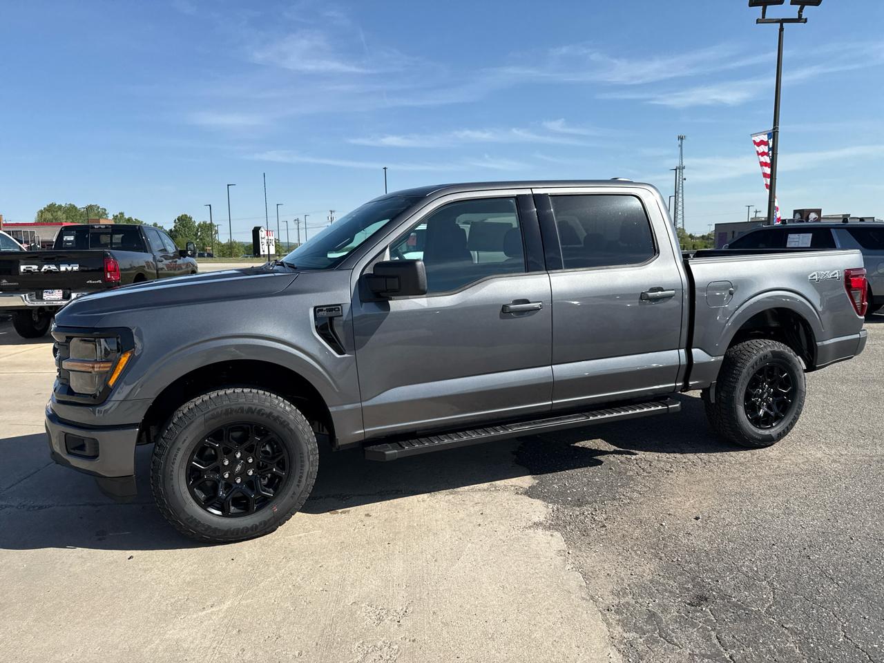 Ford F-150 XLT 4WD SuperCrew 5.5' Box 2026