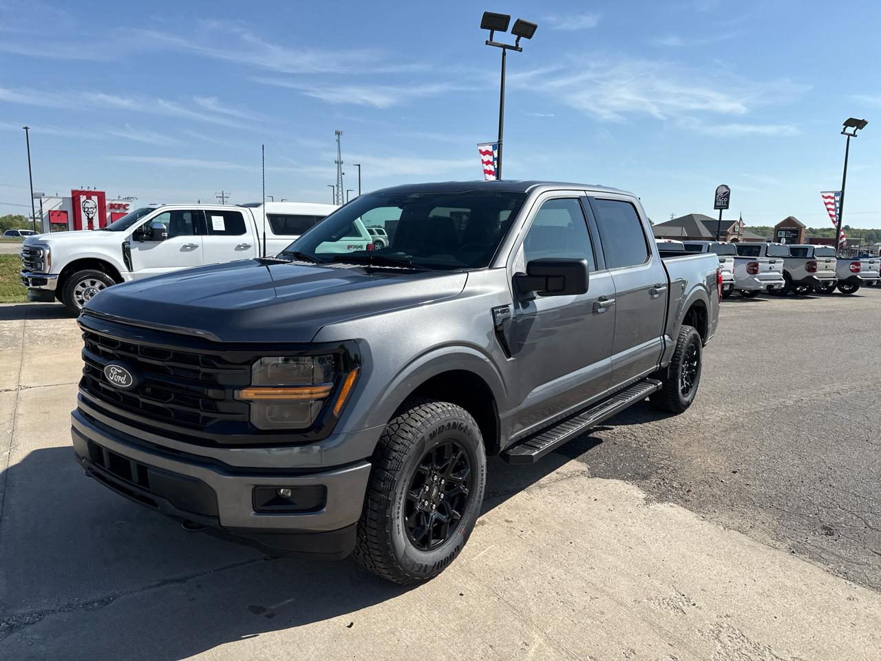 Ford F-150 XLT 4WD SuperCrew 5.5' Box 2026