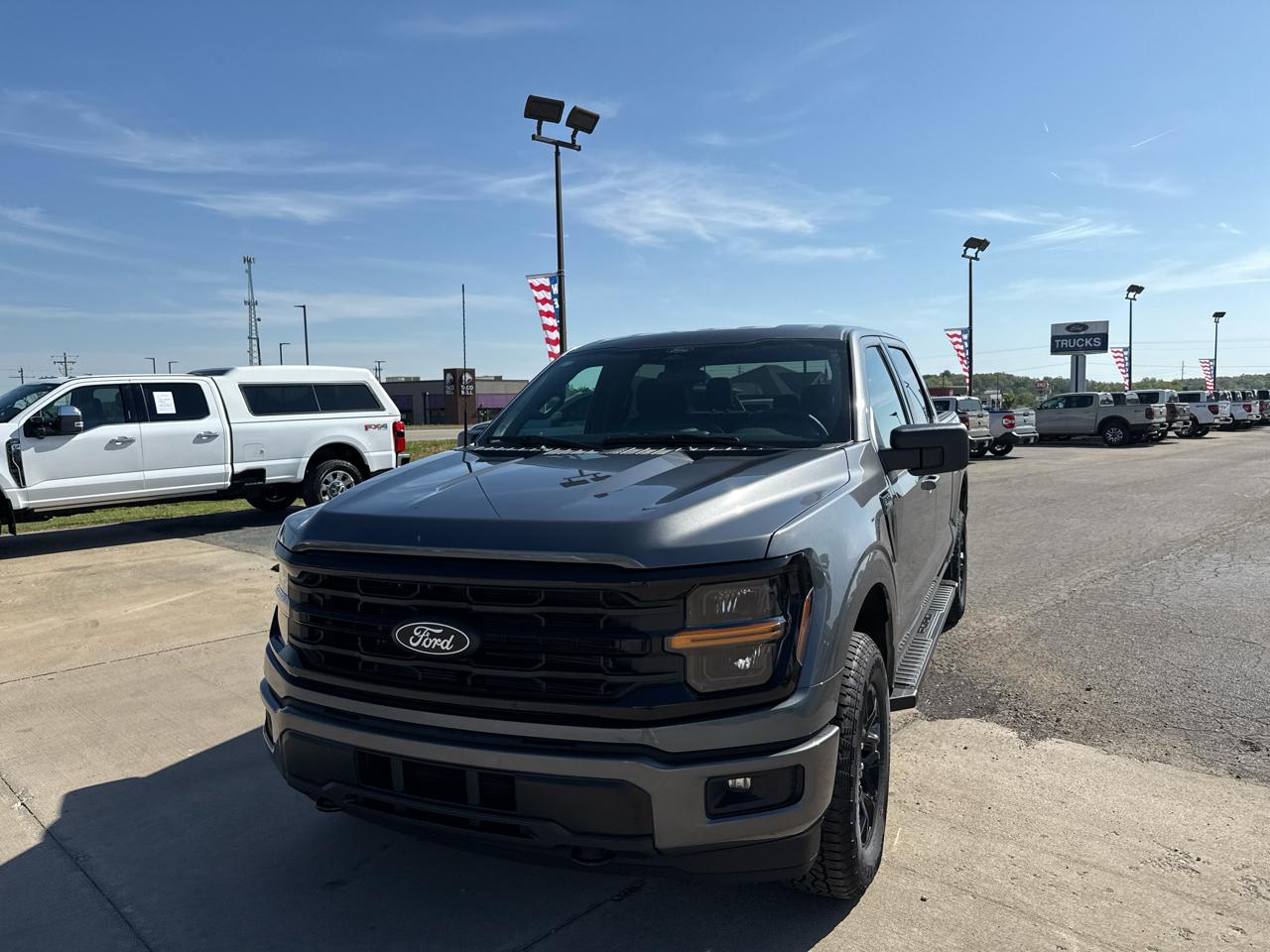 Ford F-150 XLT 4WD SuperCrew 5.5' Box 2026