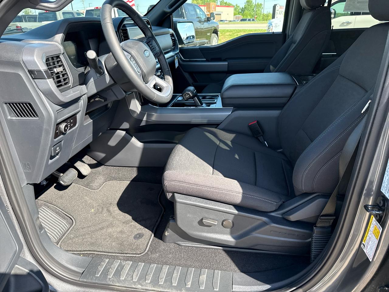 Ford F-150 XLT 4WD SuperCrew 5.5' Box 2026