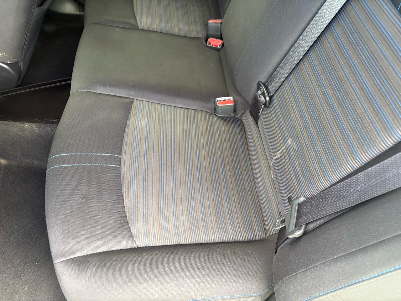 Nissan Leaf SV Hatchback 2021