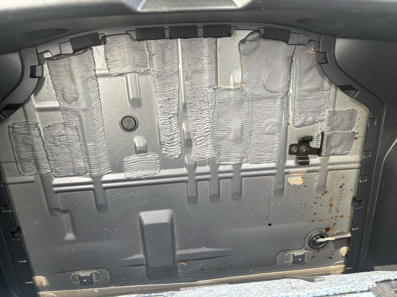 Nissan Leaf SV Hatchback 2021