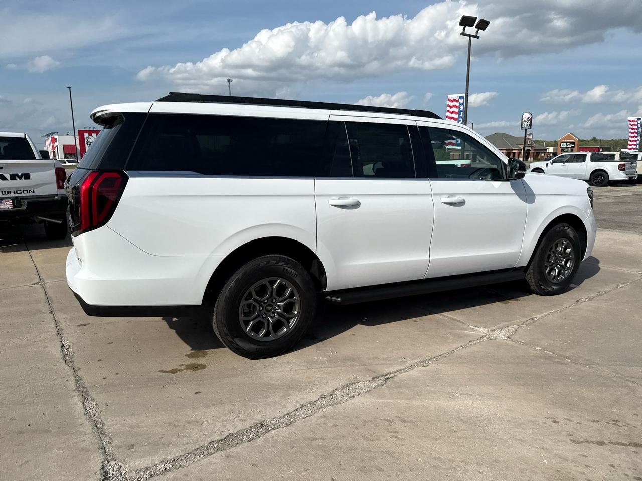 Ford Expedition Max Active 4x4 2026