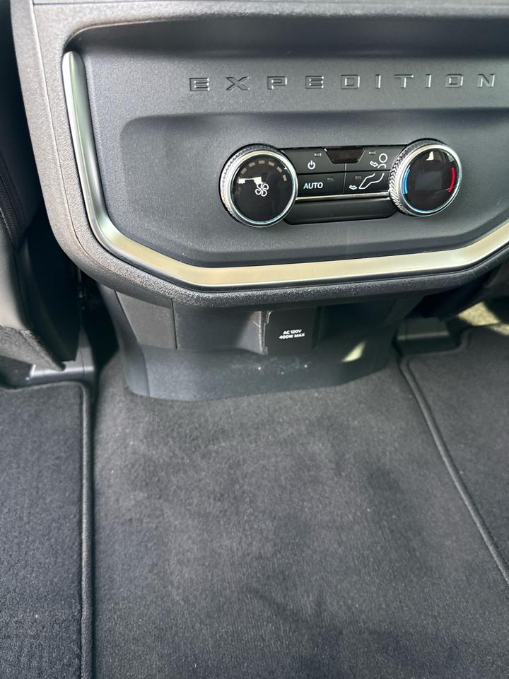 Ford Expedition Max Active 4x4 2026