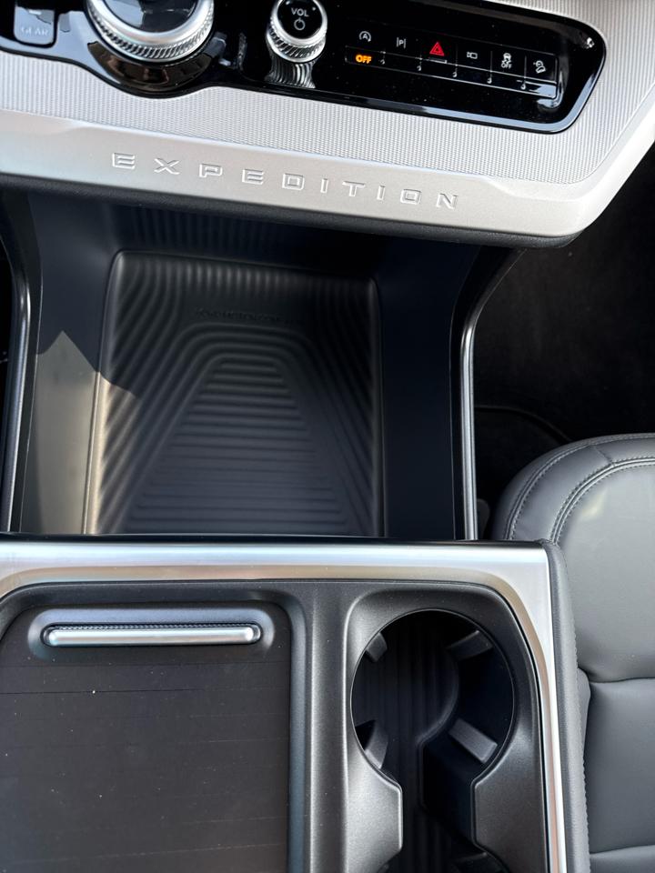 Ford Expedition Max Active 4x4 2026