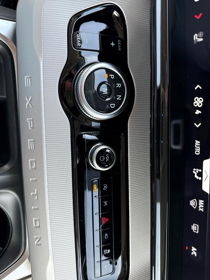 Ford Expedition Max Active 4x4 2026