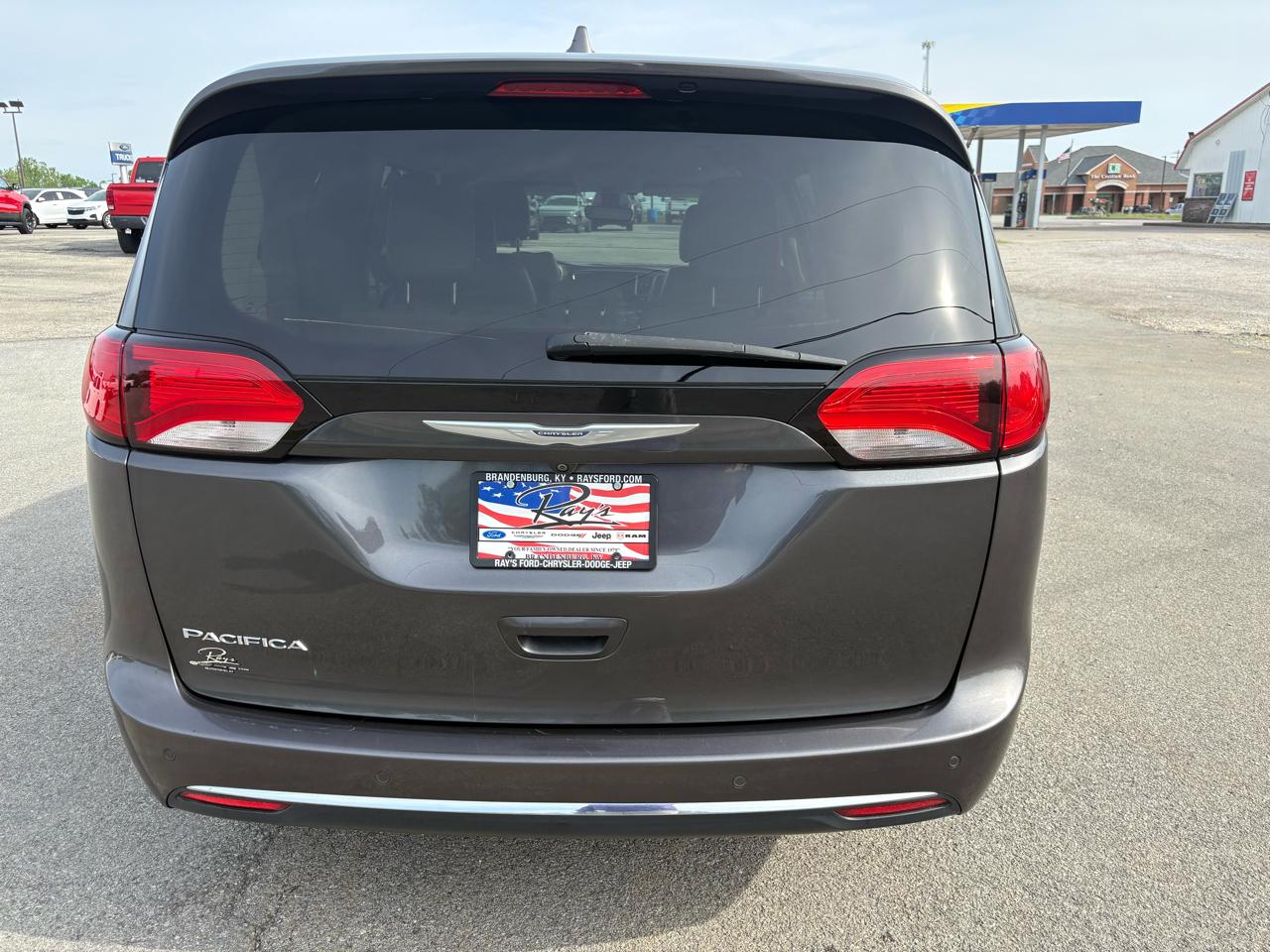 Chrysler Pacifica Touring-L Plus FWD 2017