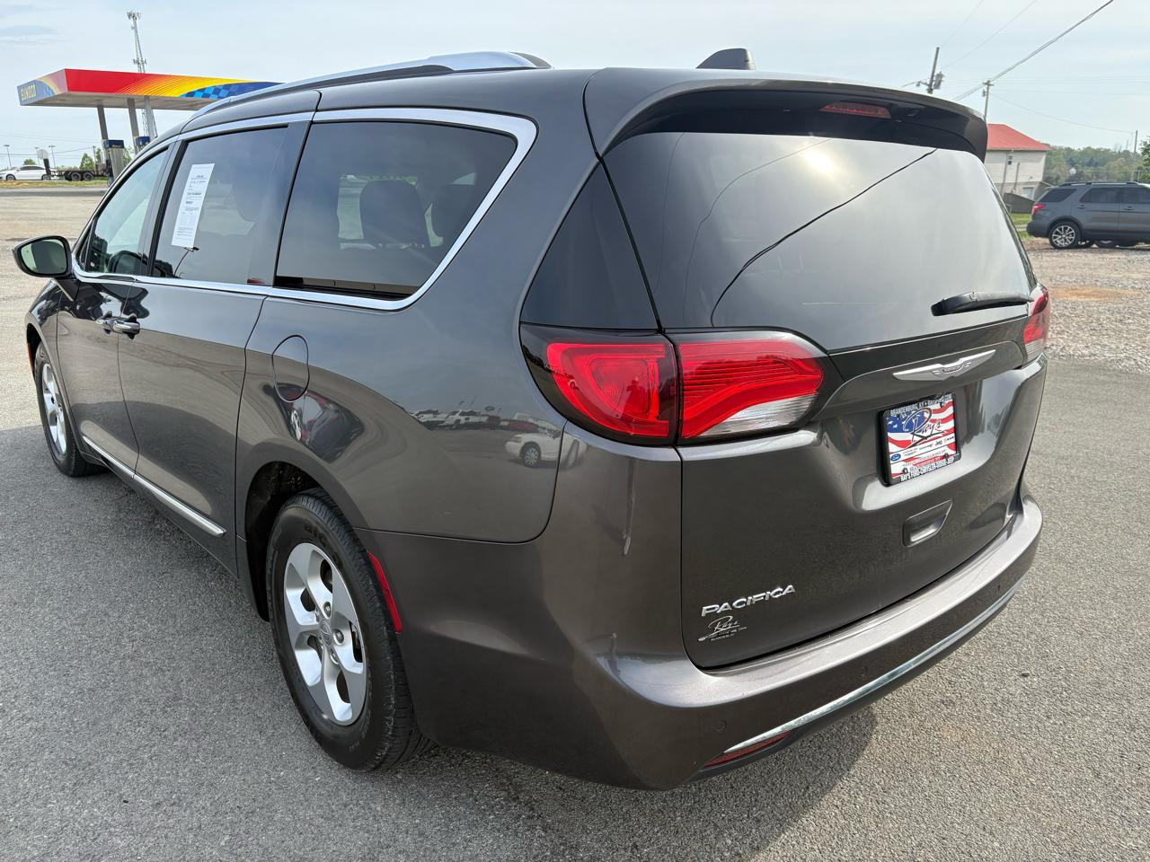 Chrysler Pacifica Touring-L Plus FWD 2017