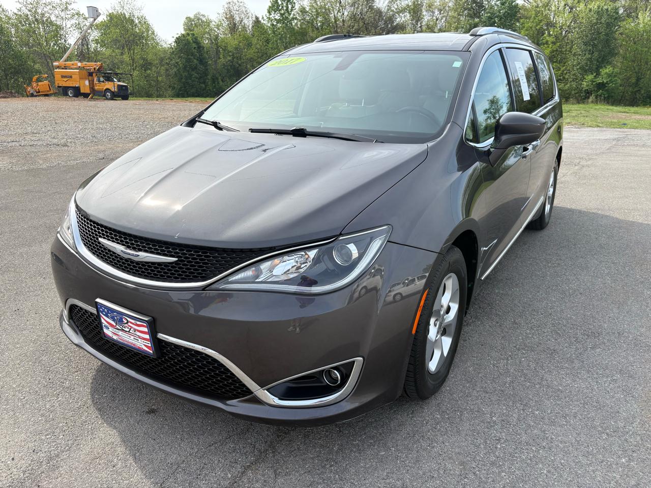Chrysler Pacifica Touring-L Plus FWD 2017