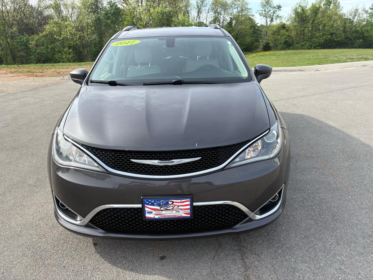 Chrysler Pacifica Touring-L Plus FWD 2017