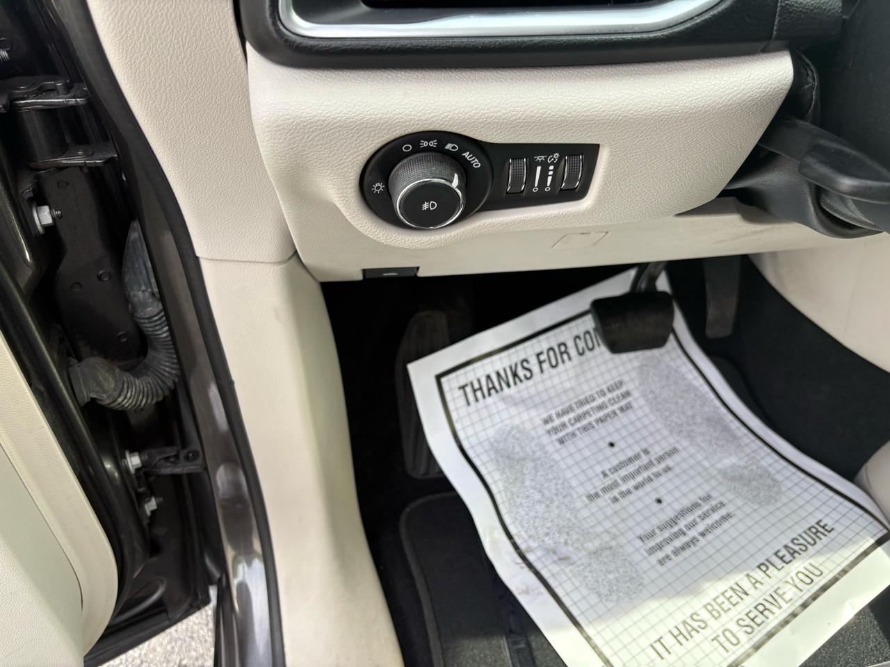 Chrysler Pacifica Touring-L Plus FWD 2017