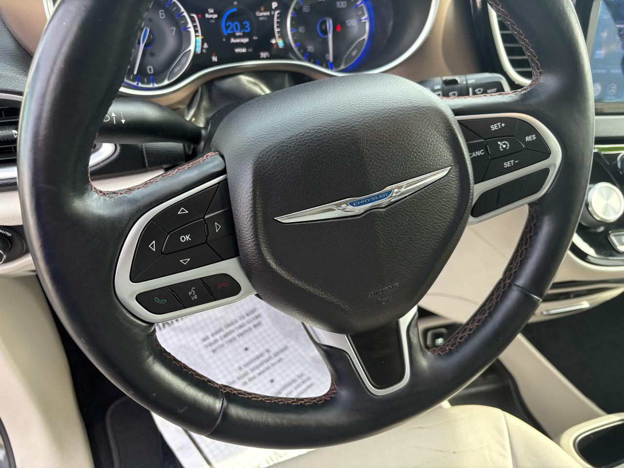 Chrysler Pacifica Touring-L Plus FWD 2017