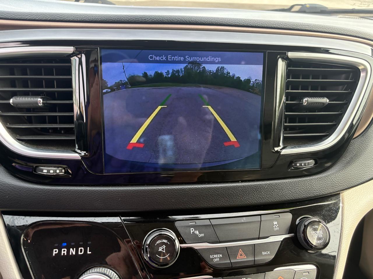 Chrysler Pacifica Touring-L Plus FWD 2017